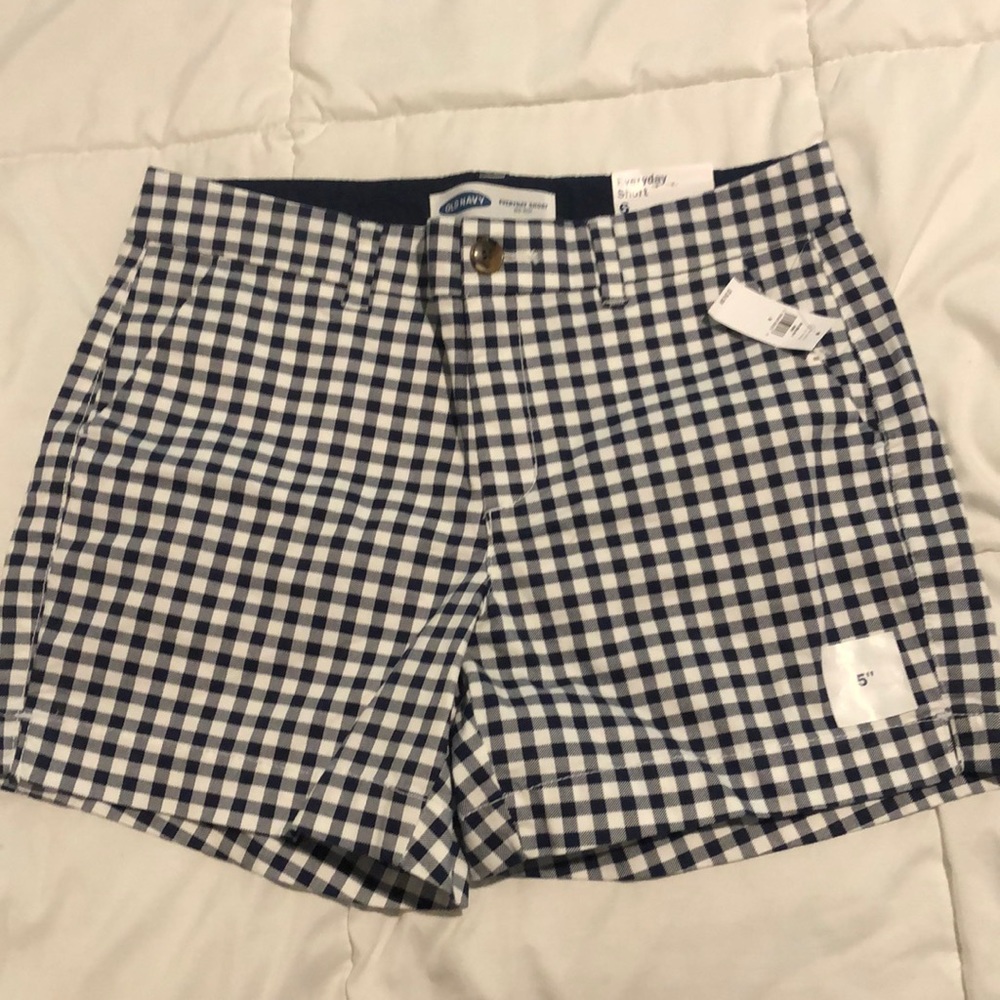 NWT Old Navy Everyday Shorts Mid-Rise Sz 6 Gingham